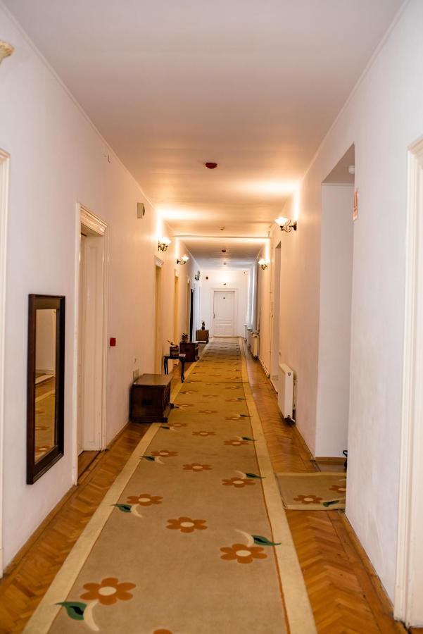 Hotel Marion Dumbraveni  Eksteriør bilde